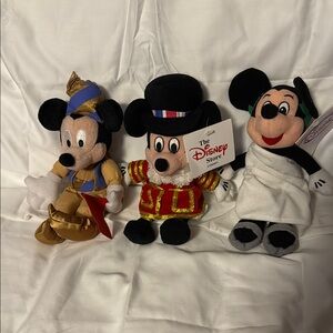 Disney Vintage Mickey Mouse Plush Collection- Toga Mickey, Beefeater & Morocco